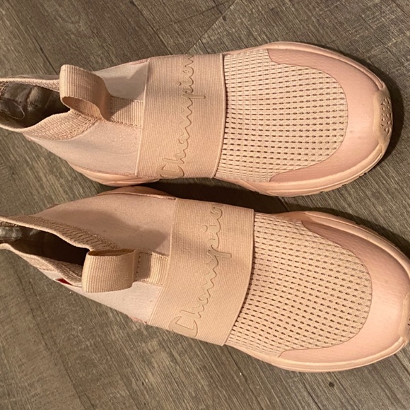 Champion Rally Women’s Size 7 - Picture 2 of 8